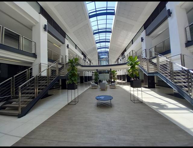 419M² OFFICE TO LET IN BRYANSTON